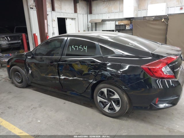Honda Civic Lx 2018 2HGFC2F52JH588627 Image 14