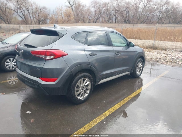 KM8J3CA44JU678559 Hyundai TUCSON SEL