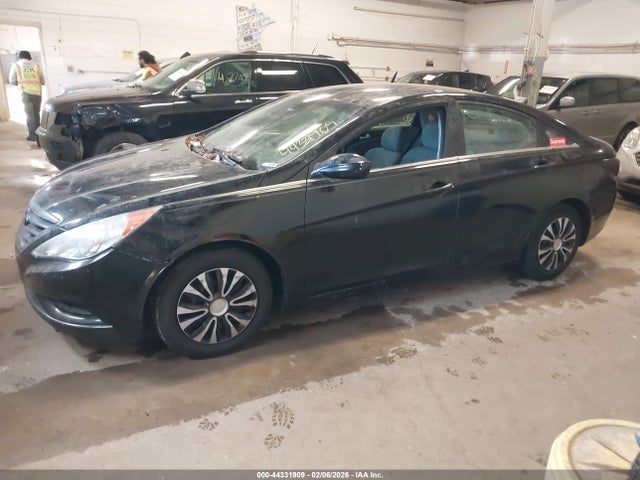 2011 HYUNDAI SONATA 5NPEB4AC0BH016835 Photo 1