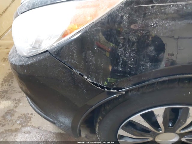 2011 HYUNDAI SONATA 5NPEB4AC0BH016835 Photo 5