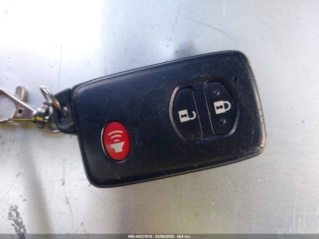Toyota Prius Two 2014 JTDKN3DU5E0371672 Image 11