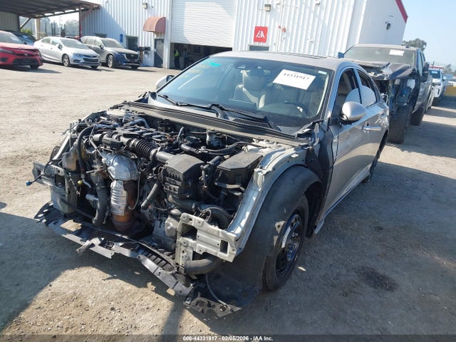 1HGCV1F45JA045527 Honda ACCORD EX
