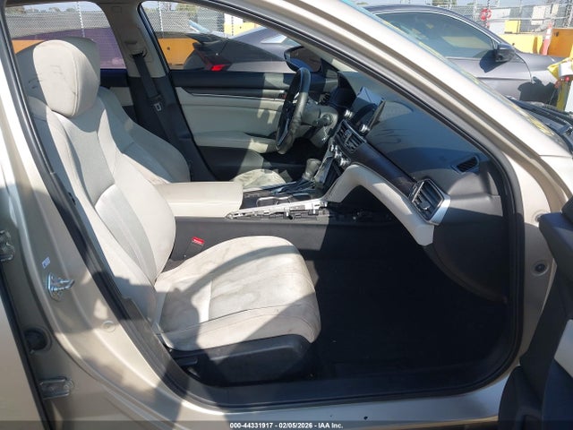1HGCV1F45JA045527 Honda ACCORD EX