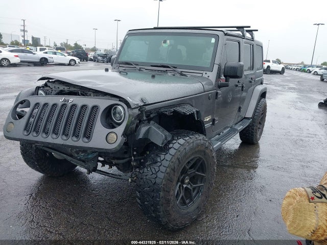 1C4HJWEG8EL284489 Jeep Wrangler Unlimited Sahara