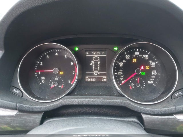 1VWBT7A38GC039667 Volkswagen Passat 1.8t Se
