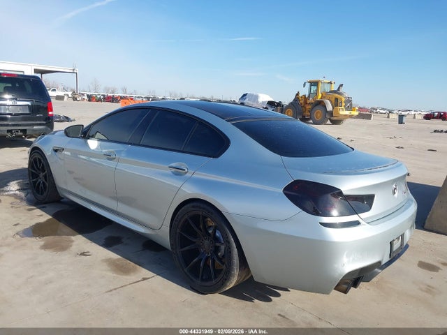 2014 BMW M6 GRAN COUPE WBS6C9C5XED467142 Photo 2
