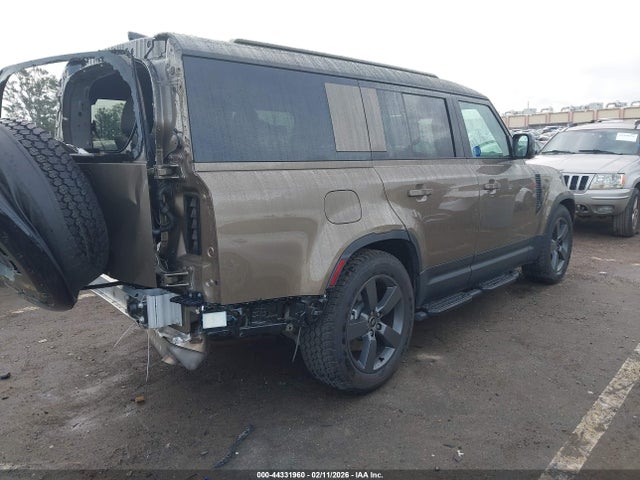 SALEJFFU7S2453063 Land Rover Defender 130 P300 S