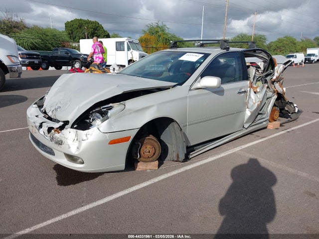 2003 LEXUS ES 300 JTHBF30G330101851 Photo 1