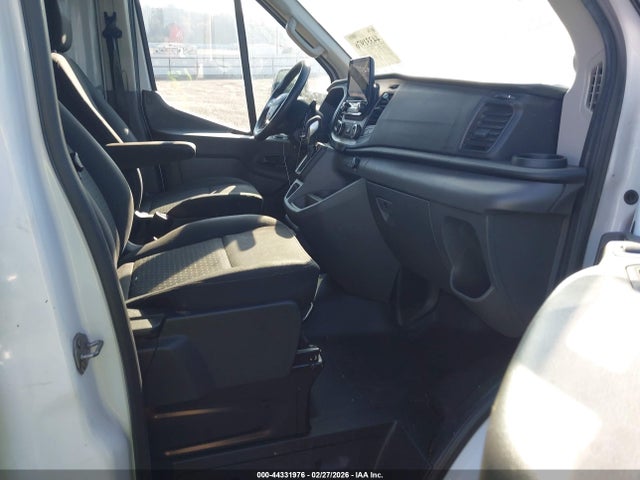 1FTBF4XG2LKB37337 Ford Transit-350 Cargo Van