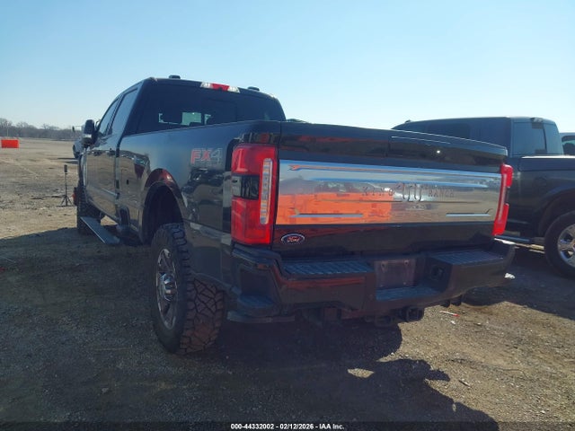 44332002 :رقم المزاد ، 1FT8W3BT4REF38677 vin ، 2024 Ford F-350 King Ranch مزاد بيع