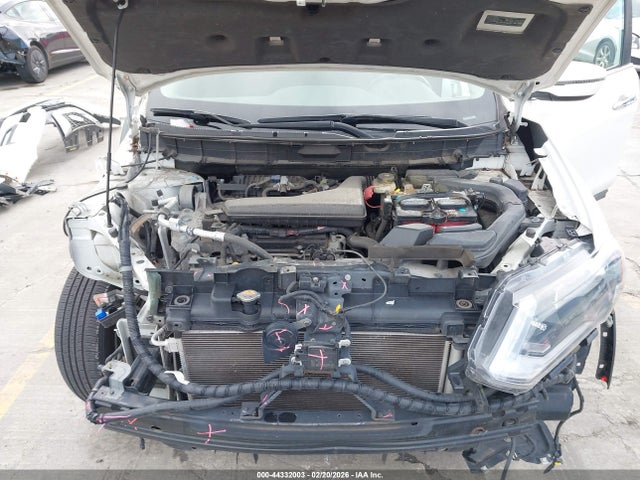 Nissan ROGUE SV 2018 5N1AT2MV4JC713301 Image 10