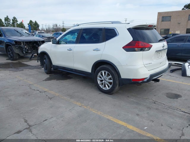 Nissan ROGUE SV 2018 5N1AT2MV4JC713301 Image 3