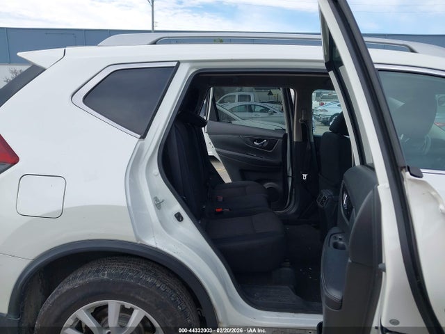 Nissan ROGUE SV 2018 5N1AT2MV4JC713301 Image 8