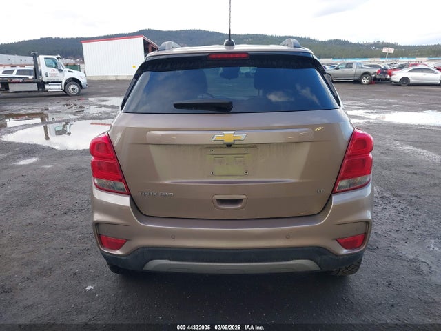 3GNCJPSB8JL227465 Chevrolet Trax Lt