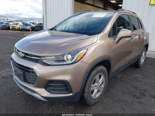 3GNCJPSB8JL227465 Chevrolet Trax Lt