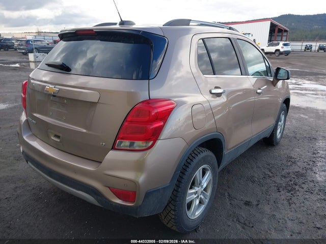 3GNCJPSB8JL227465 Chevrolet Trax Lt