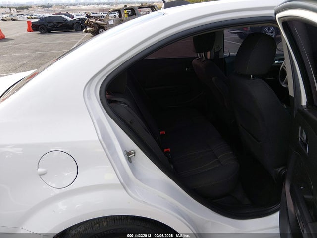 Продажа на аукционе авто 2016 Chevrolet Sonic Lt Auto, vin: 1G1JC5SB3G4106302, номер лота: 44332013