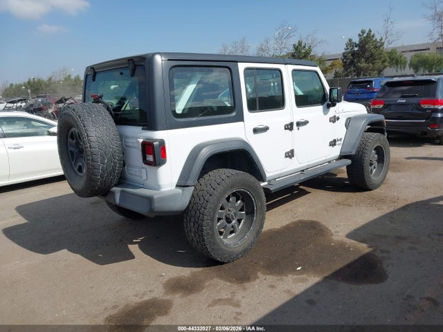 1C4HJXDGXJW303964 Jeep Wrangler Unlimited Sport 4x4