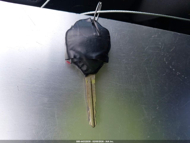 2008 TOYOTA YARIS JTDBT923281266704 Photo 10