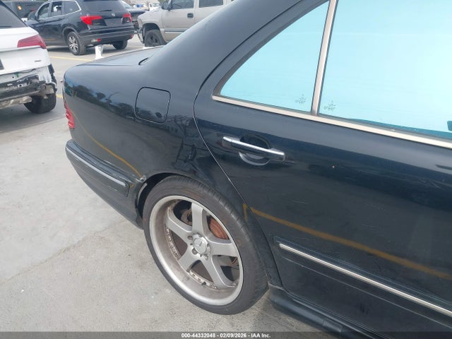 2000 Mercedes-benz E 55 Amg მანქანა იყიდება აუქციონზე, vin: WDBJF74J7YB037902, აუქციონის ნომერი: 44332048