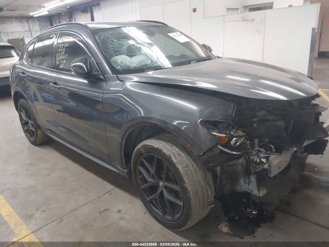 2021 ALFA ROMEO STELVIO ZASPAKBN0M7D12355