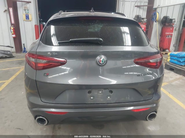 Alfa Romeo Stelvio Ti Awd 2021 ZASPAKBN0M7D12355 Image 17