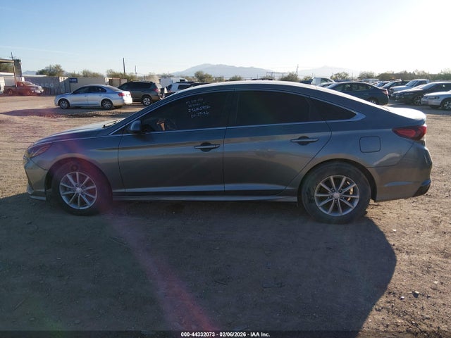 Hyundai SONATA SE 2019 5NPE24AF7KH756862 Image 14