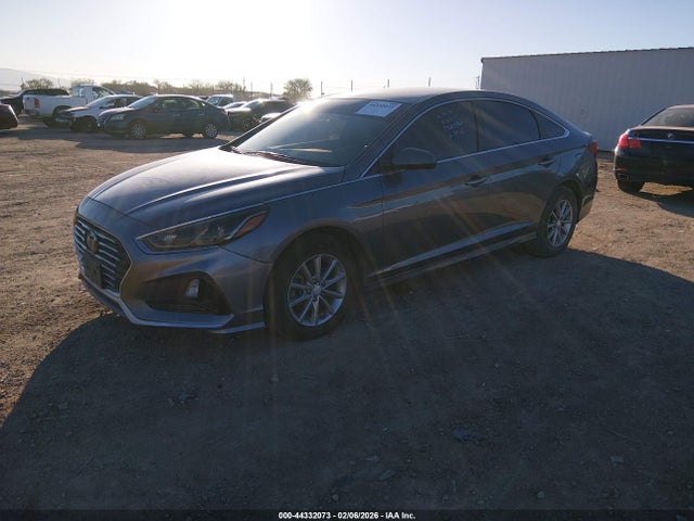 Hyundai SONATA SE 2019 5NPE24AF7KH756862 Image 2
