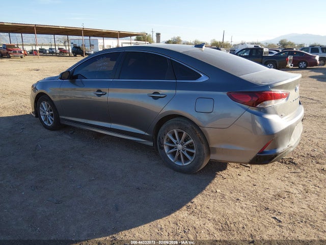 Hyundai SONATA SE 2019 5NPE24AF7KH756862 Image 3