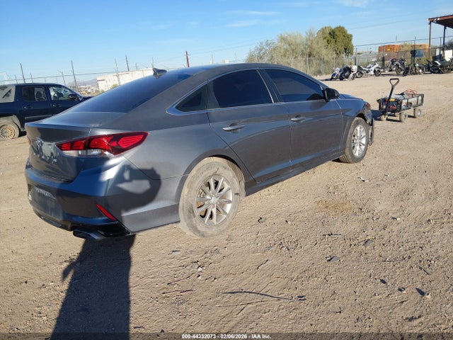 Hyundai SONATA SE 2019 5NPE24AF7KH756862 Image 4