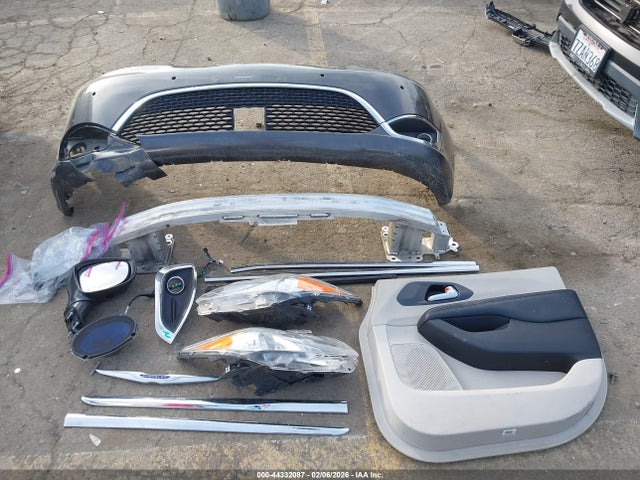 44332087 :رقم المزاد ، 2C4RC1GG1LR104157 vin ، 2020 Chrysler Pacifica Limited مزاد بيع