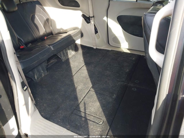 44332087 :رقم المزاد ، 2C4RC1GG1LR104157 vin ، 2020 Chrysler Pacifica Limited مزاد بيع