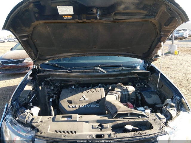 2019 MITSUBISHI OUTLANDER JA4JZ4AX8KZ009776 Photo 9