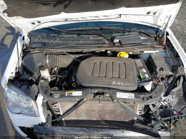 2016 Chrysler Town & Country Touring მანქანა იყიდება აუქციონზე, vin: 2C4RC1BG7GR164716, აუქციონის ნომერი: 44332112
