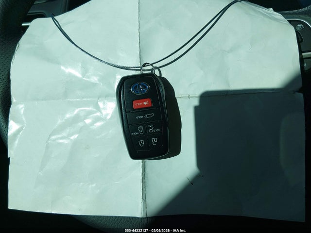 5TDDRKEC1SS231897 Toyota Sienna Xse