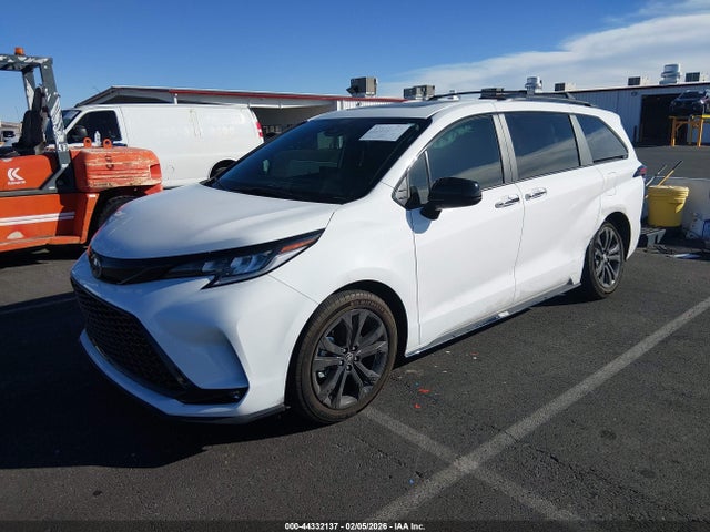 5TDDRKEC1SS231897 Toyota Sienna Xse