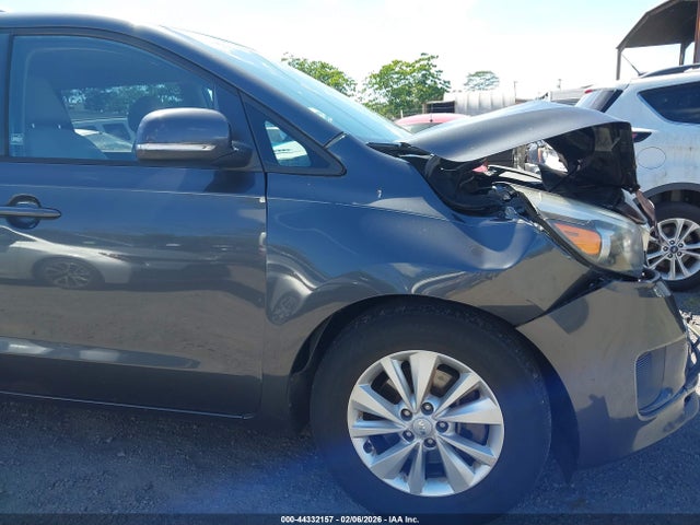 KIA SEDONA LX 2016 KNDMB5C13G6116409 Image 18