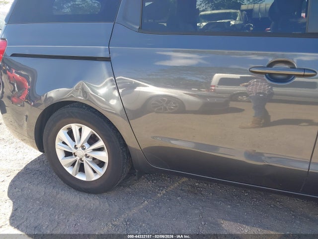 KIA SEDONA LX 2016 KNDMB5C13G6116409 Image 19