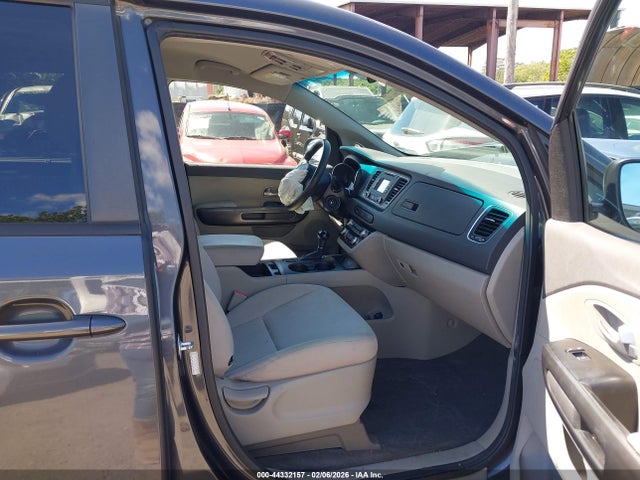 KIA SEDONA LX 2016 KNDMB5C13G6116409 Image 5