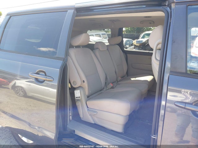 KIA SEDONA LX 2016 KNDMB5C13G6116409 Image 8