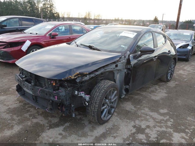 JM1BPALM8P1611049 Mazda Mazda3 2.5 S Preferred