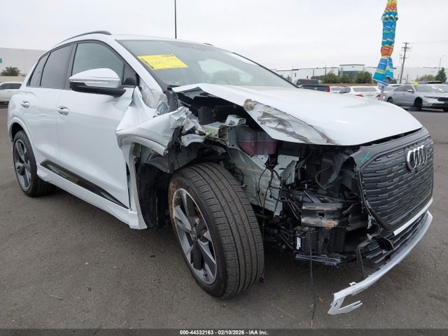 2024 AUDI Q4 E-TRON WA1LUBFZ2RP069919 Photo 0