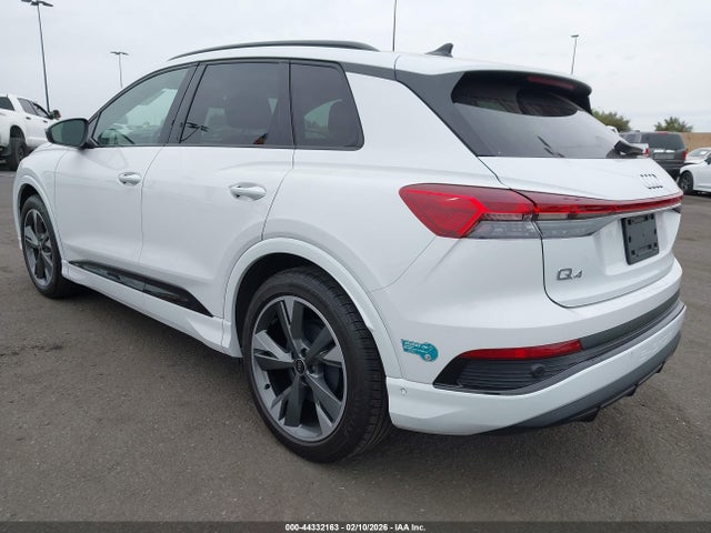2024 AUDI Q4 E-TRON WA1LUBFZ2RP069919 Photo 2
