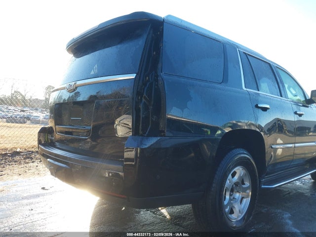 2017 Cadillac Escalade Luxury მანქანა იყიდება აუქციონზე, vin: 1GYS4BKJ1HR199771, აუქციონის ნომერი: 44332173