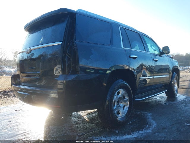 2017 Cadillac Escalade Luxury მანქანა იყიდება აუქციონზე, vin: 1GYS4BKJ1HR199771, აუქციონის ნომერი: 44332173