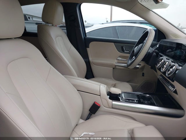 W1N4N4GB1MJ168126 Mercedes-Benz GLA 250