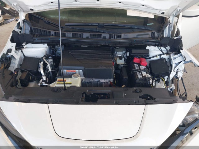 1N4AZ1CV1MC552785 Nissan Leaf Sv 40 Kwh