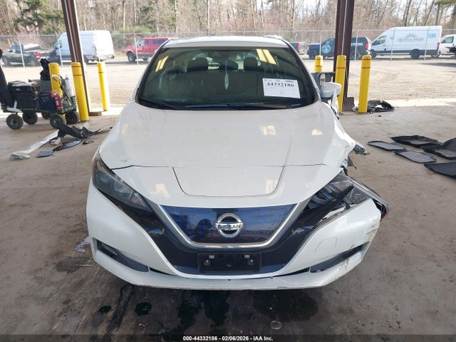1N4AZ1CV1MC552785 Nissan Leaf Sv 40 Kwh