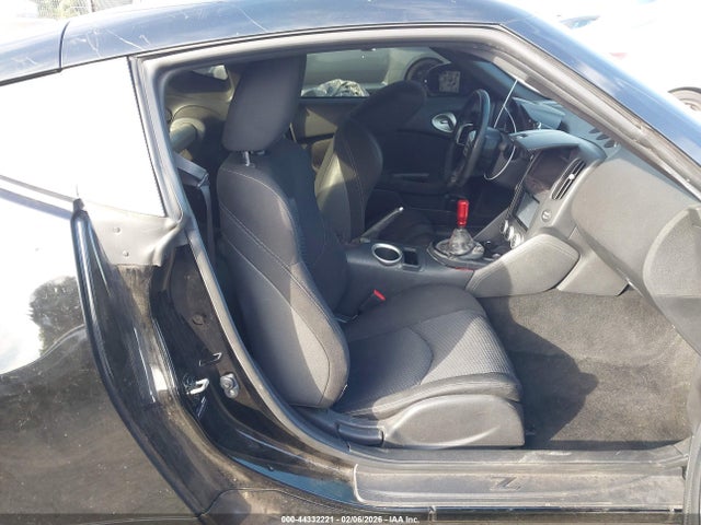 2016 NISSAN 370Z JN1AZ4EH7GM935943 Photo 4