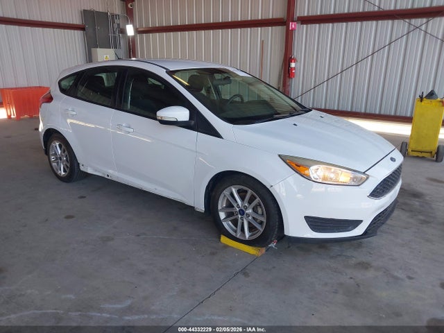 Ford FOCUS SE 2017 1FADP3K29HL290798 zdjęcie główne
